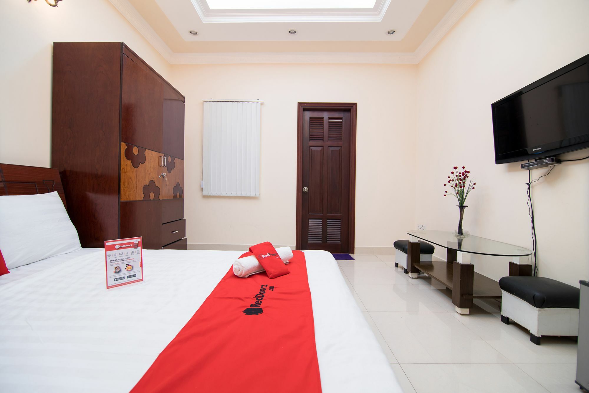 Hotel Reddoorz Near Pico Plaza Cong Hoa Thành Pho Ho Chí Minh Esterno foto